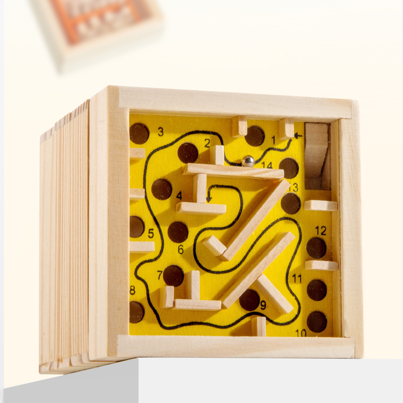 Dziecięca plansza labiryntu z  – Board Game Qwirkle recenzja i cena