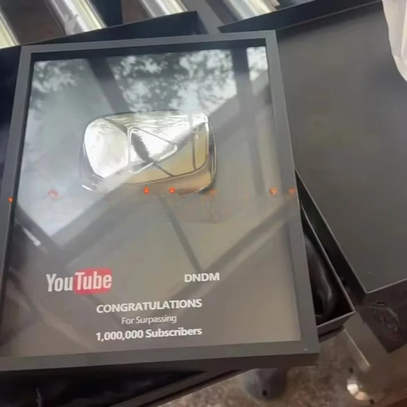 Logo YouTube i Bilibili, przyc – Board Game Youtube recenzja i cena